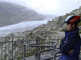 Gavin and the Rhone Glacier, viewed from the visitor centre, 36.2 miles from Brienz and 2274m above sea level