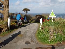 The entrance to Coverack YH