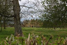 Coughton Court, 9.0 miles into the ride