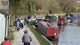 Joining the Kennet & Avon Canal from Beckford Road, Bath, 2.3 miles into the ride