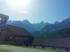 Great mountain views from the road near Château d'Oex