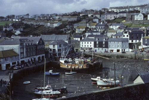 19 Apr 1987 · Cornish Coast: Day 2 Golant to Boswinger YH