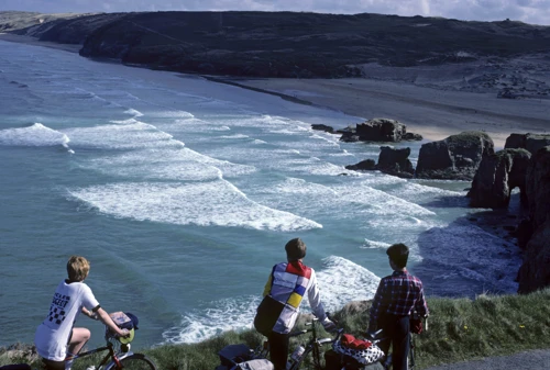 21 Apr 1987 · Cornish Coast: Day 4 Perranporth to Treyarnon Bay
