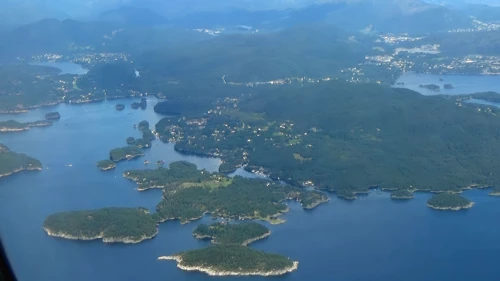 09 Aug 2017 · Norway: Day 2: Gatwick to Bergen YH