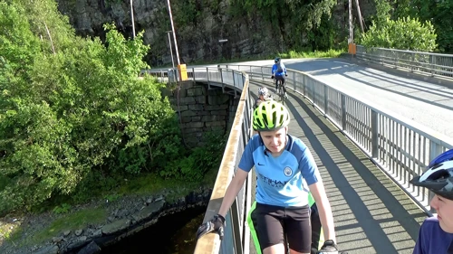 09 Aug 2017 · Norway: Day 2: Gatwick to Bergen YH