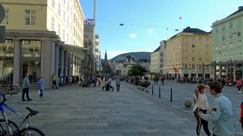 09 Aug 2017 · Norway: Day 2: Gatwick to Bergen YH