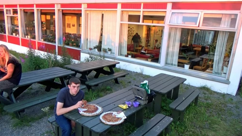 09 Aug 2017 · Norway: Day 2: Gatwick to Bergen YH