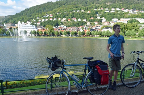 09 Aug 2017 · Norway: Day 2: Gatwick to Bergen YH