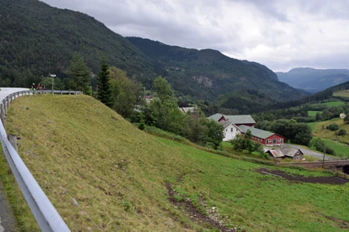 11 Aug 2017 · Norway: Day 4: Voss to Mjølfjell YH