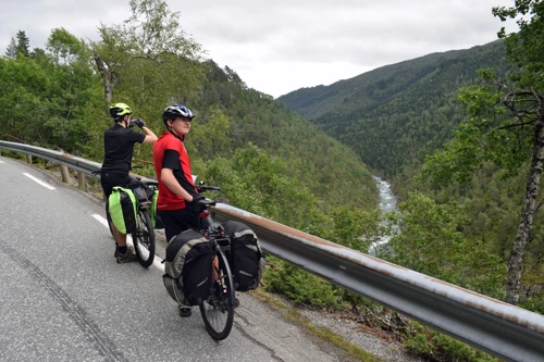 11 Aug 2017 · Norway: Day 4: Voss to Mjølfjell YH