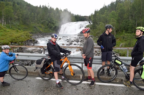 11 Aug 2017 · Norway: Day 4: Voss to Mjølfjell YH