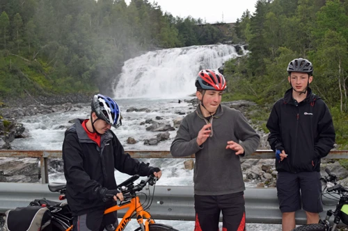 11 Aug 2017 · Norway: Day 4: Voss to Mjølfjell YH