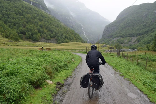12 Aug 2017 · Norway: Day 5: Mjølfjell to Sogndal YH