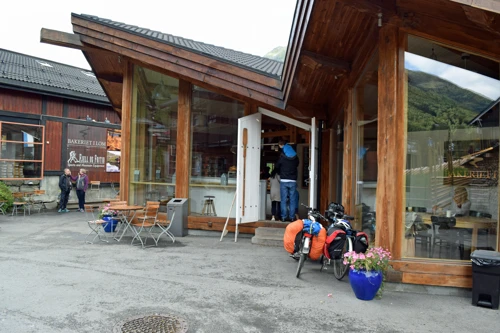 16 Aug 2017 · Norway: Day 9: Sognefjellshytta to Otta B&B