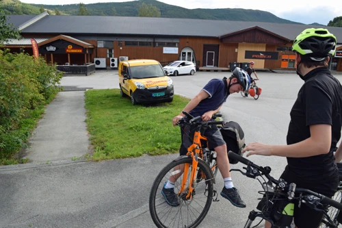 16 Aug 2017 · Norway: Day 9: Sognefjellshytta to Otta B&B