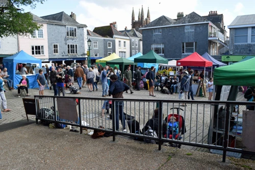 17 Sep 2017 · Totnes Food Market