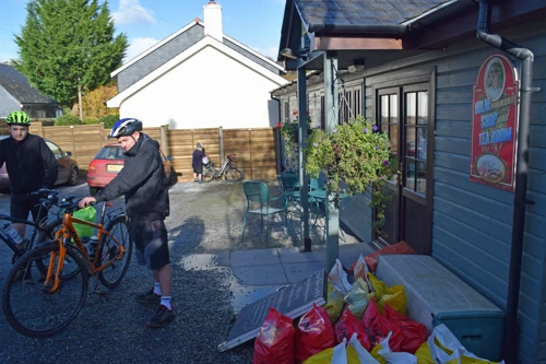 Report photo