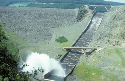 25 Jul 1985 · South Wales: Day 4 Bryn Poeth Uchaf to Blaencaron
