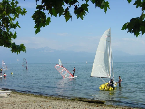 22 Aug 2002 · Switzerland: Day 5 Cudrefin to Lausanne YH
