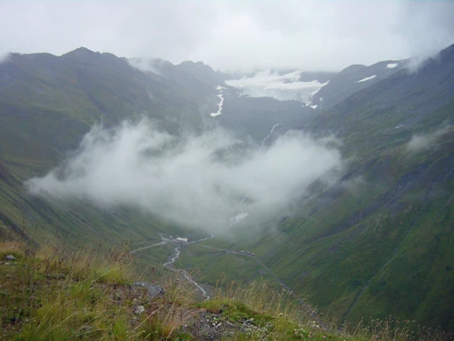26 Aug 2002 · Switzerland: Day 9 Brienz to Hospental YH