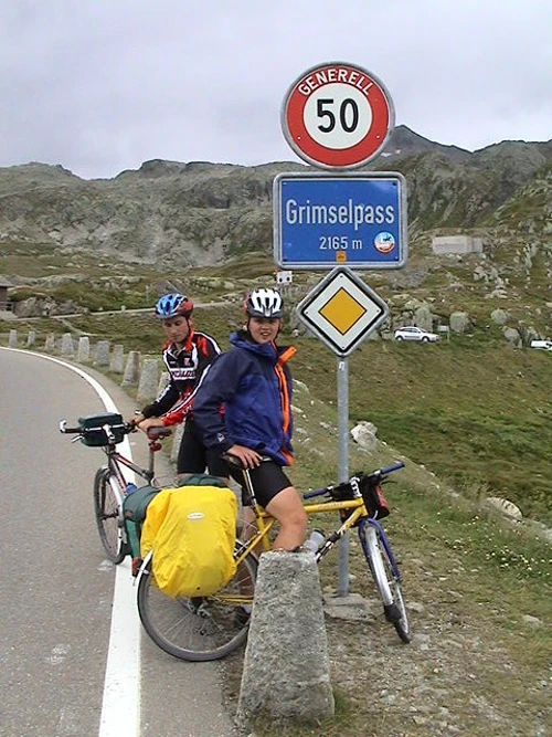 26 Aug 2002 · Switzerland: Day 9 Brienz to Hospental YH