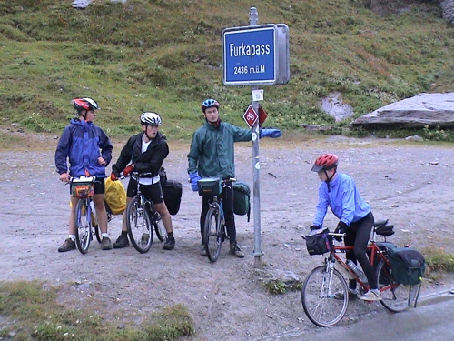 26 Aug 2002 · Switzerland: Day 9 Brienz to Hospental YH