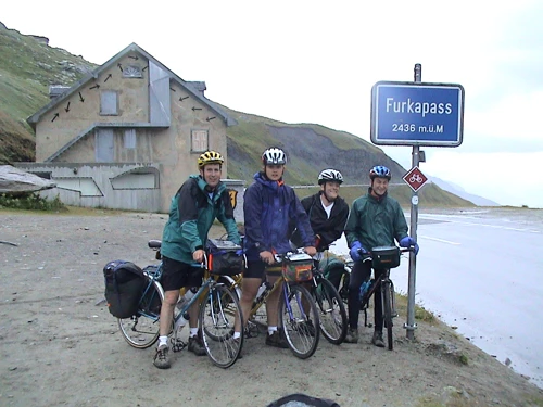 26 Aug 2002 · Switzerland: Day 9 Brienz to Hospental YH