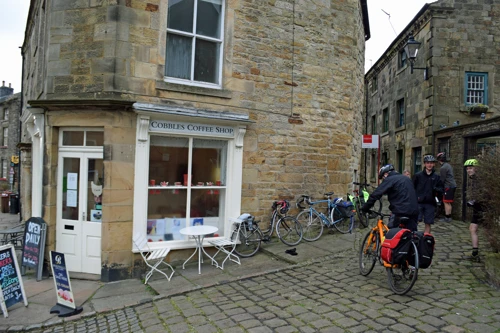 30 Mar 2018 · Peak District: Day 1: Home to Hartington Hall YH