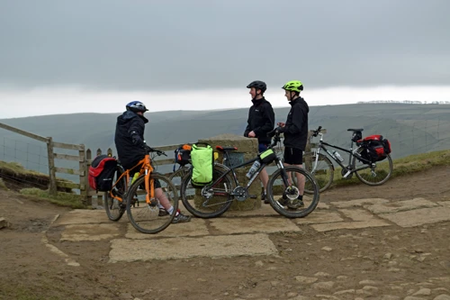 01 Apr 2018 · Peak District: Day 3: Eyam to Edale YH