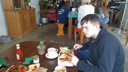 02 Apr 2018 · Peak District: Day 4: Edale to Home