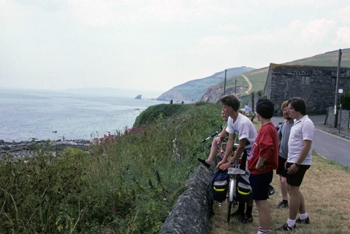 25 Jun 1988 · Golant Youth Hostel: Day 1