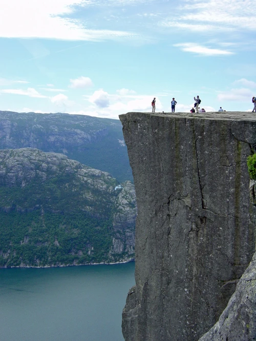 07 Jul 2003 · South West Norway: Day 4 Preikestolen to  Hjelmeland guest house