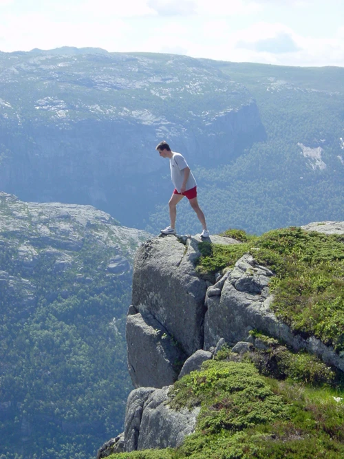 07 Jul 2003 · South West Norway: Day 4 Preikestolen to  Hjelmeland guest house