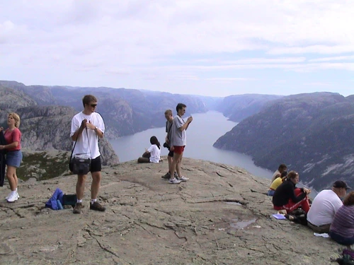 07 Jul 2003 · South West Norway: Day 4 Preikestolen to  Hjelmeland guest house