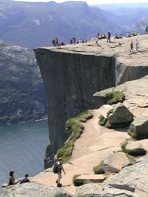 07 Jul 2003 · South West Norway: Day 4 Preikestolen to  Hjelmeland guest house