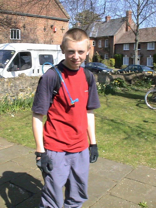 09 Apr 2004 · Somerset Levels: Day 1 Home to Street YH