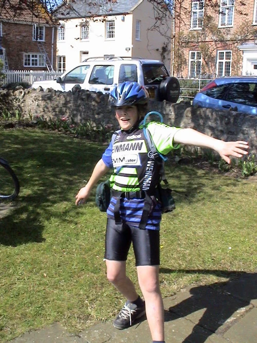 09 Apr 2004 · Somerset Levels: Day 1 Home to Street YH