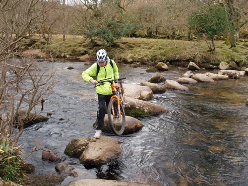 13 Mar 2005 · Dartmeet
