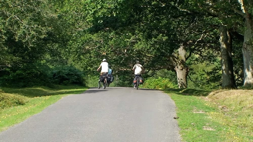 Approaching Linford, 4.3 miles into the ride