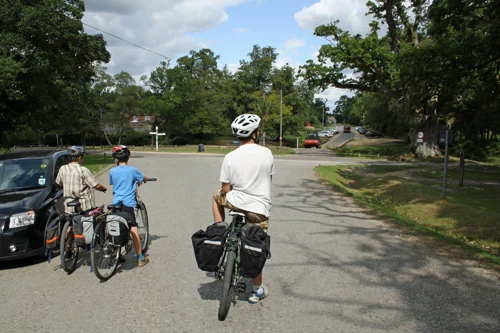 Rockford, 6.0 miles into the ride
