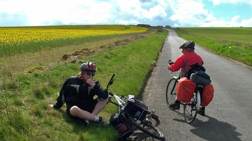 Pausing for a break on Swinbrook Road, Shipton-Under-Wychwood