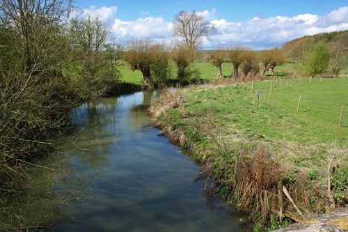 View westwards from the bridge over the River Windrush near Asthall