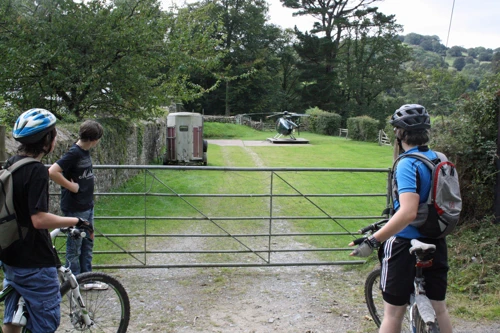 The empty pad we saw on the way out now had a private helicopter on it, much to Ash's delight