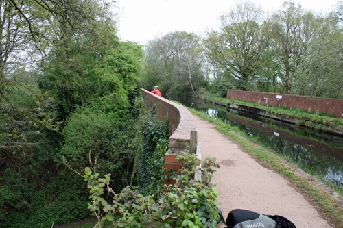 Halberton Aqueduct, carrying the canal over the Tiverton branch line.