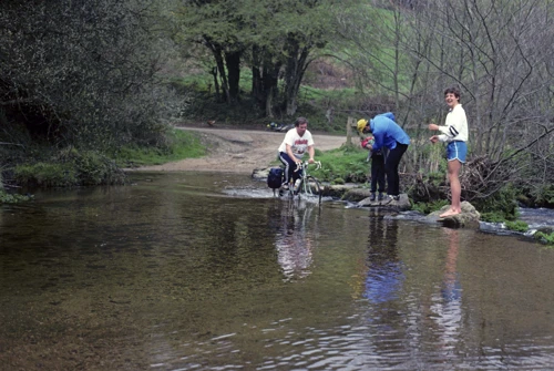 23 Apr 1989 · Blackingstone Rock