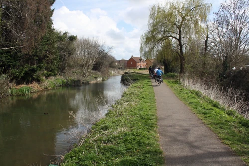Following the cycle path beside the Bridgwater & Taunton Canal.