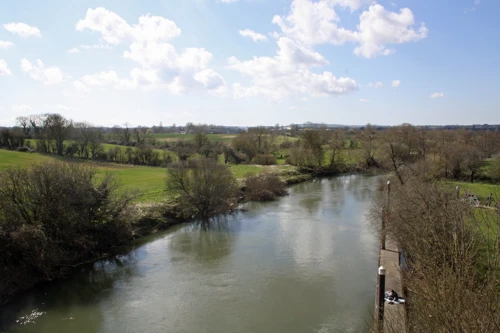 The Bristol & Bath Railway Path crosses the River Avon at Bitton Picnic Area