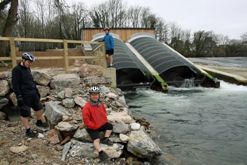 Two Archimedes screws at Totnes Weir HEP station, generating up to 35kW.