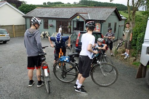 Report photo
