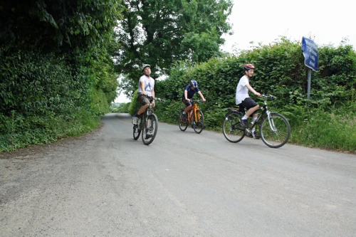 Approaching Abham on the way home from Staverton.